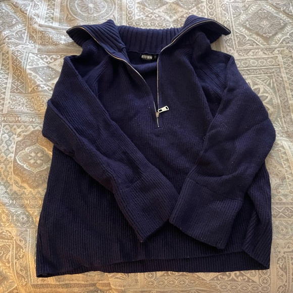 Amazon quarter zip navy sweater - Picture 3 of 4